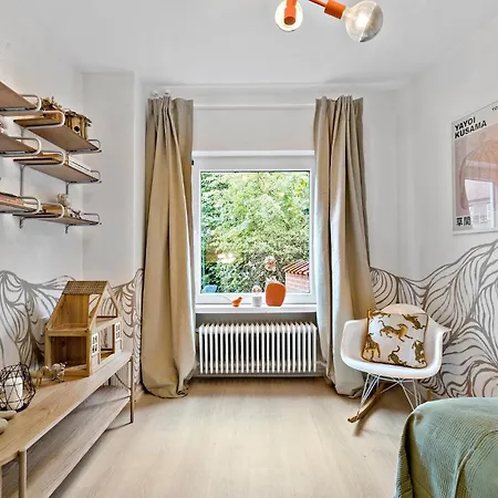 Stunning In With Kitchen Apartment Kjellerup